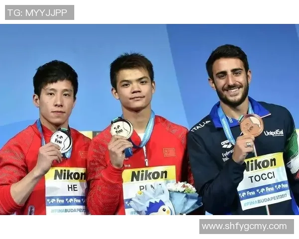 足球明星引领中国足球新生代崛起助力后辈追梦之路